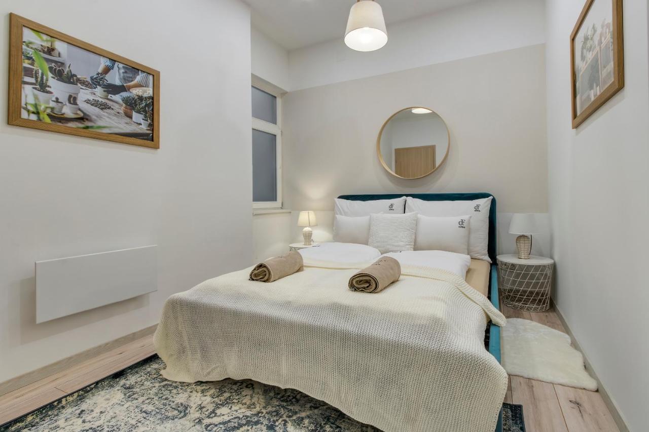 Rozsa Apartments Budapest Esterno foto